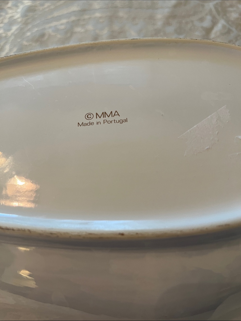 MMA Portugal White Shell-Shaped Ceramic Serving Platter - Picture 2 of 3